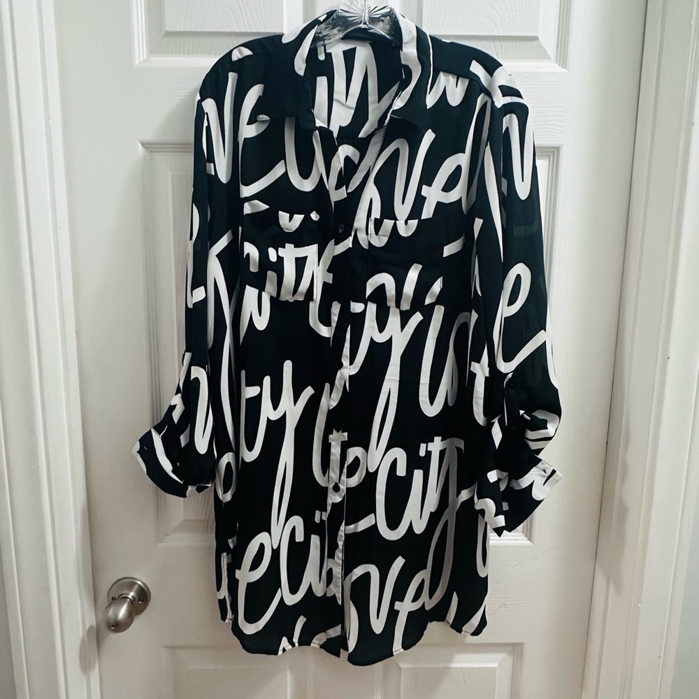 NY&Co Black & White Love City Graphic Button Shirt XXL Bundle 2 items = 20% off